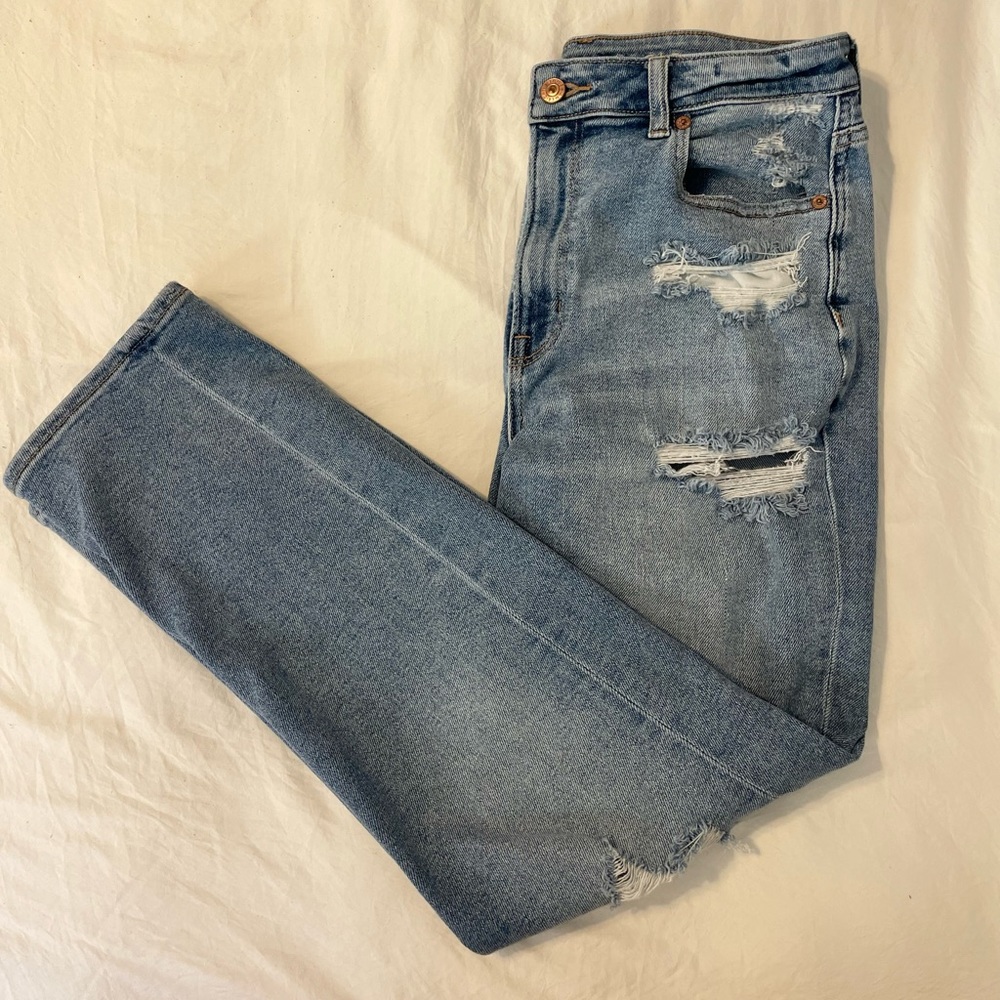 AE Ripped Stretch Mom Jean
